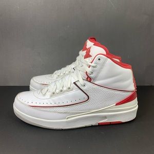 Nike Air Jordan 2 Retro Varsity Red Size 8.5